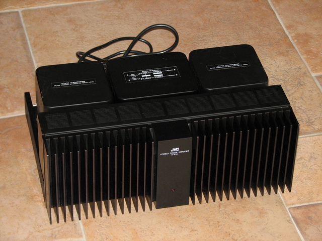 JVC M-3030.jpg