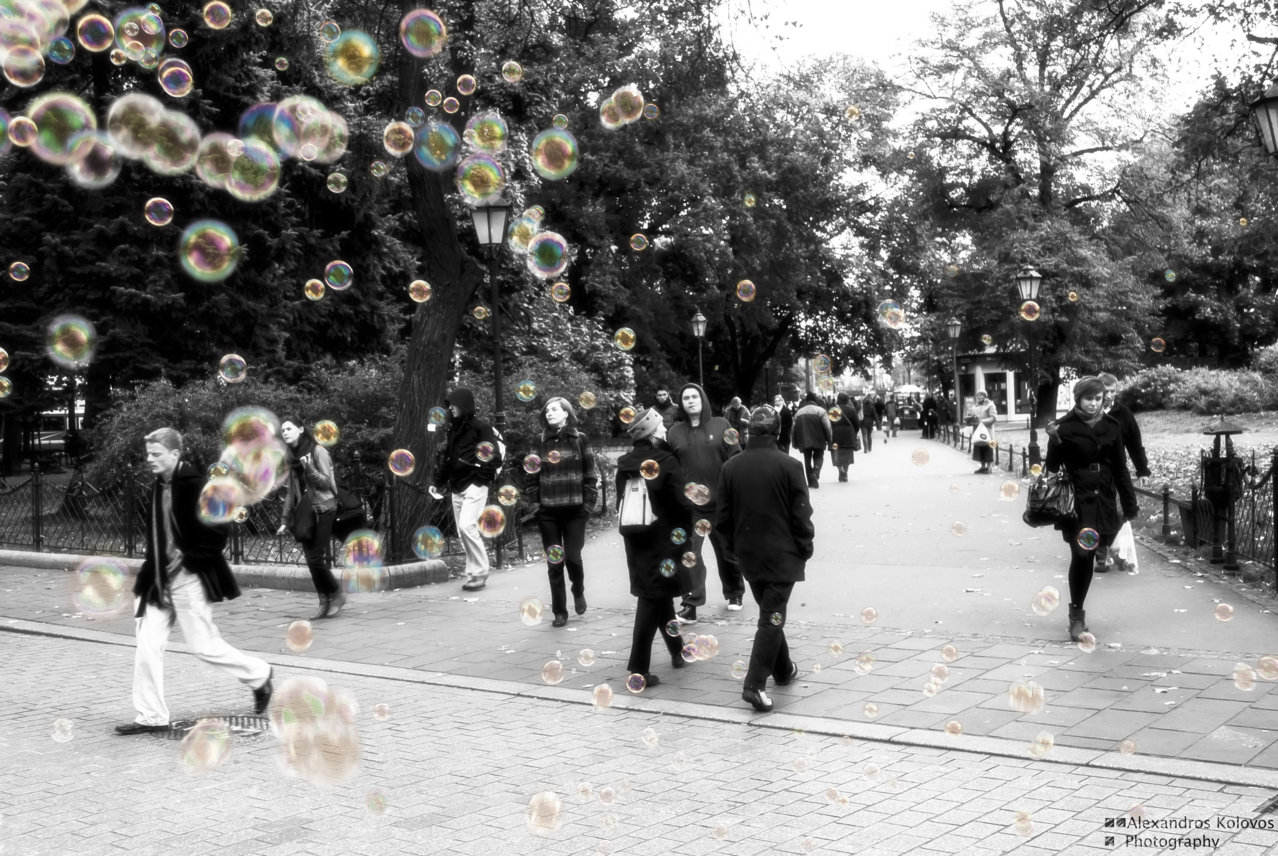 BubblesPolandBW.jpg