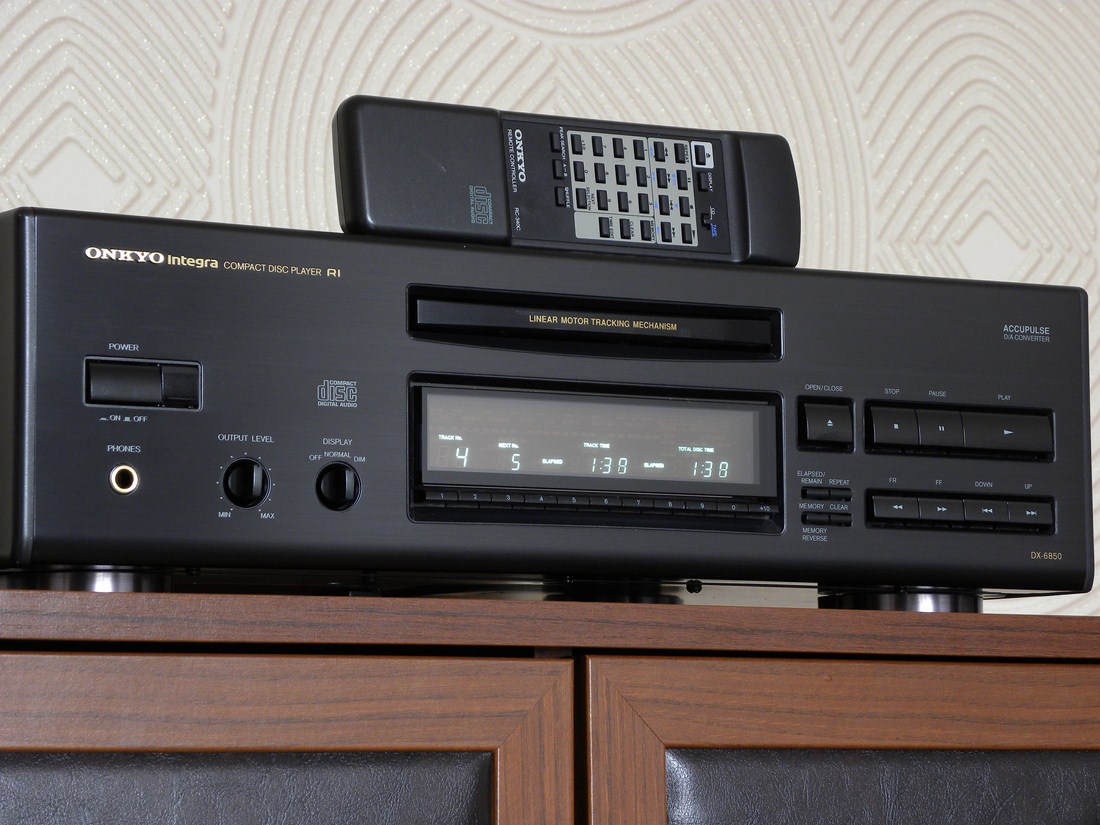 dx-6850_1.jpg