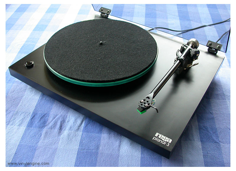 rega_planar_3_top_view.jpg