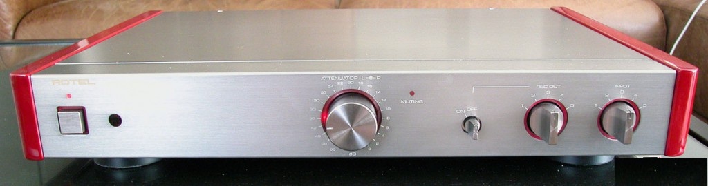 rotel_rha10.jpg