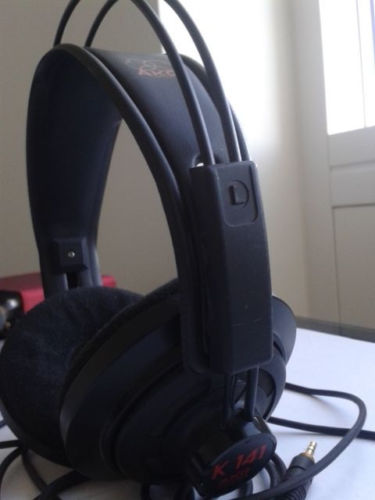 akg 5.JPG