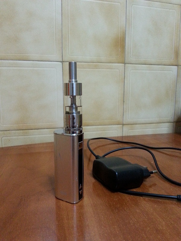 istick20w_2.jpg
