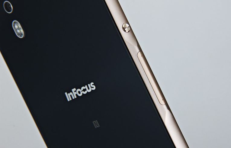 Infocus-M810T-Review.jpg