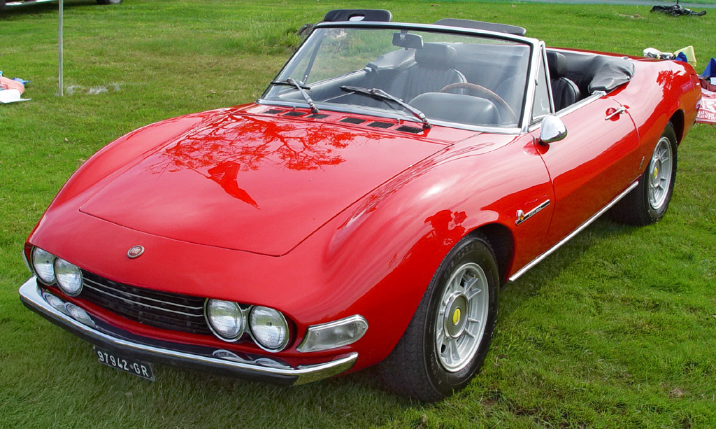 1970_Fiat_Dino_2400_Spider_Red_(3174710741).jpg