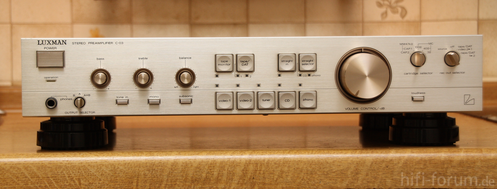 luxman-c-03_111877.jpg