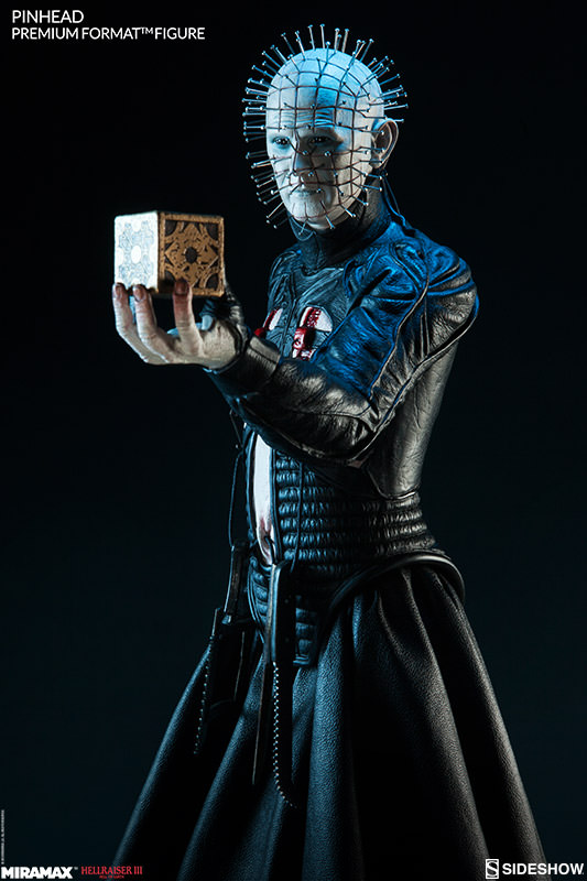 hellraiser-pinhead-premium-format-300074-02.jpg