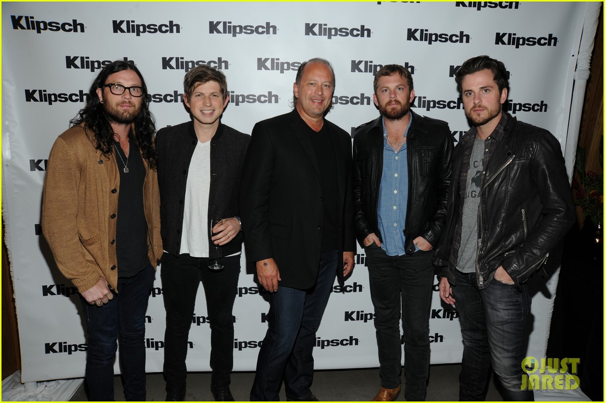 kings-of-leon-performs-live-on-good-morning-america-02.jpg
