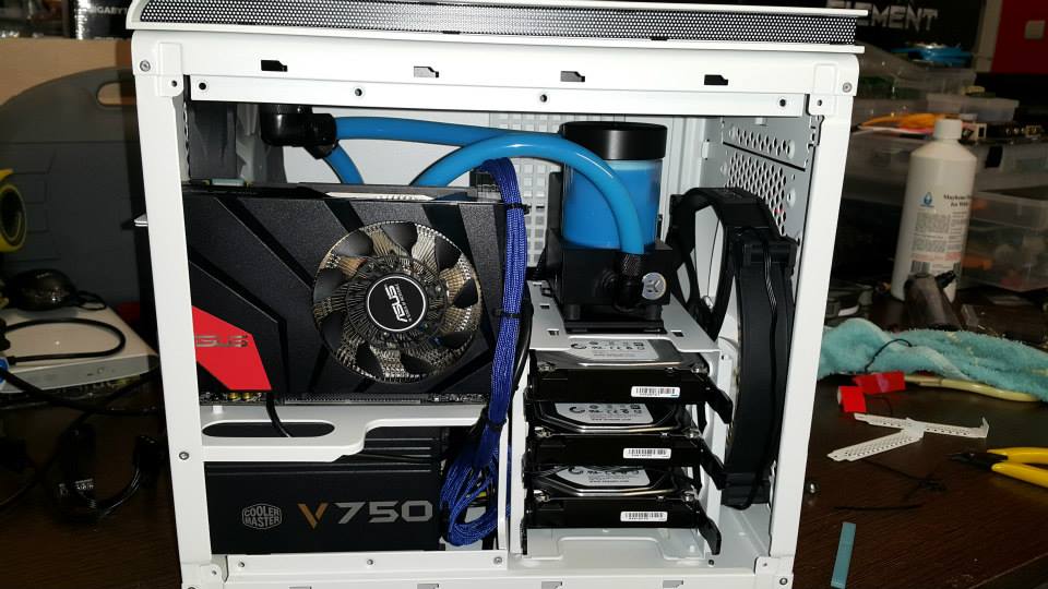 11223308_797551353648066_6337991497662009269_n.jpg