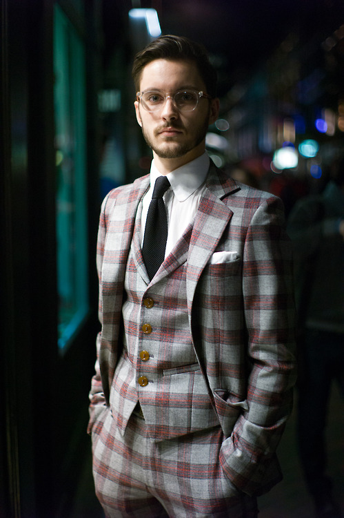 plaid-3-piece-suit-lookbook-streetstyle-1.jpg