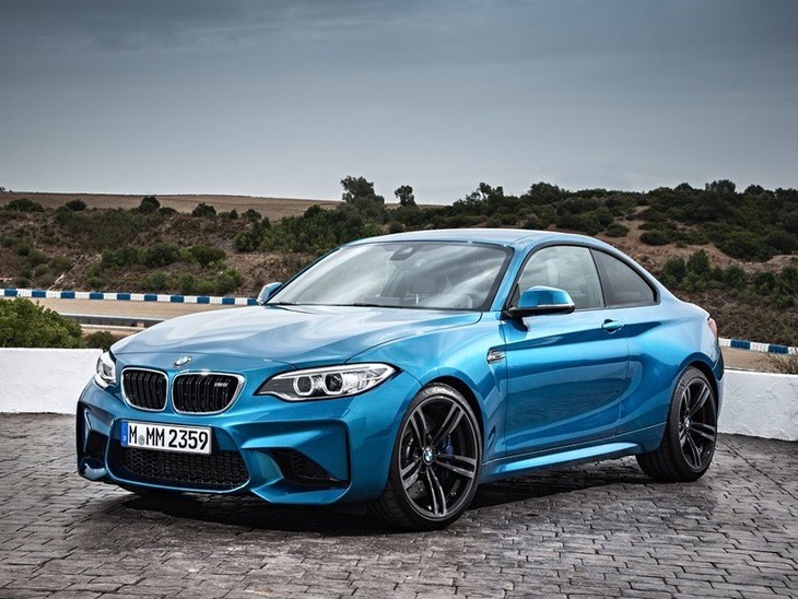 bmw-m2-coupe-exterior-blue-front.jpg