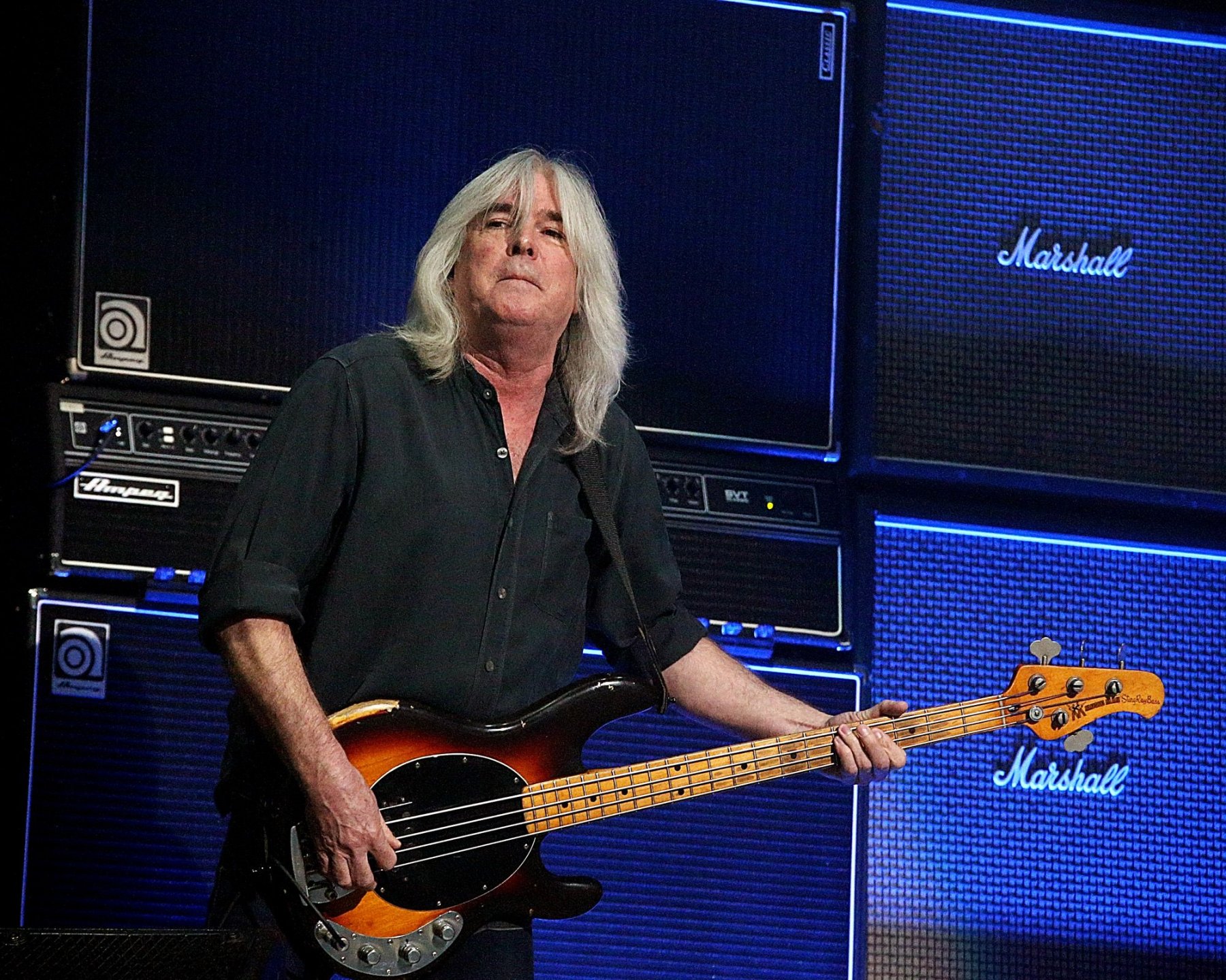 cliff-williams-farewell-52a249c0-2383-43fa-af0c-63adeccad628.jpg