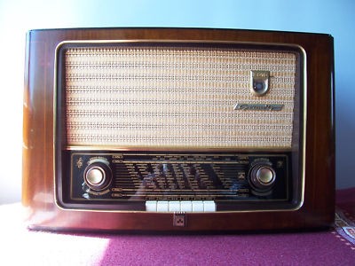 grundig-3010-tube-radio-1952-restored_1_495260de184878db8b5729c139a801c3.jpg