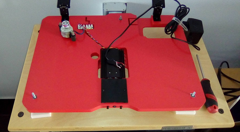 roksan assemble 1.jpg