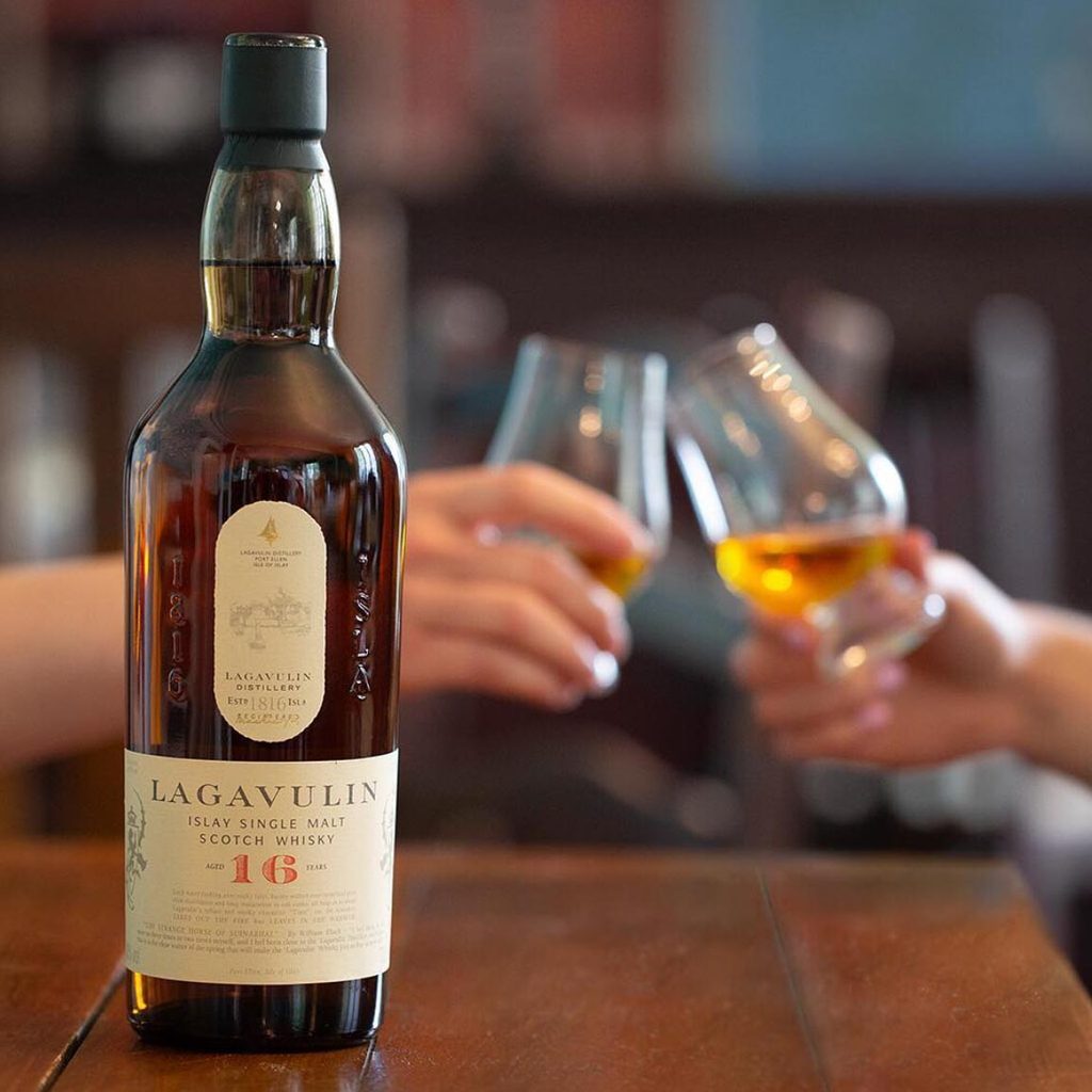 lagavulin_16_1b7fb9a7-ef50-451c-a4fd-96d66ccdd3a1_1024x1024.jpg