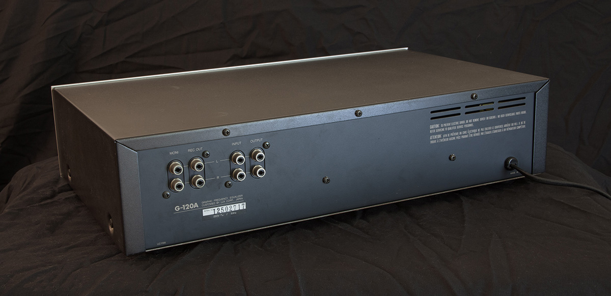 09_LUXMAN-EQ-G-120A.jpg