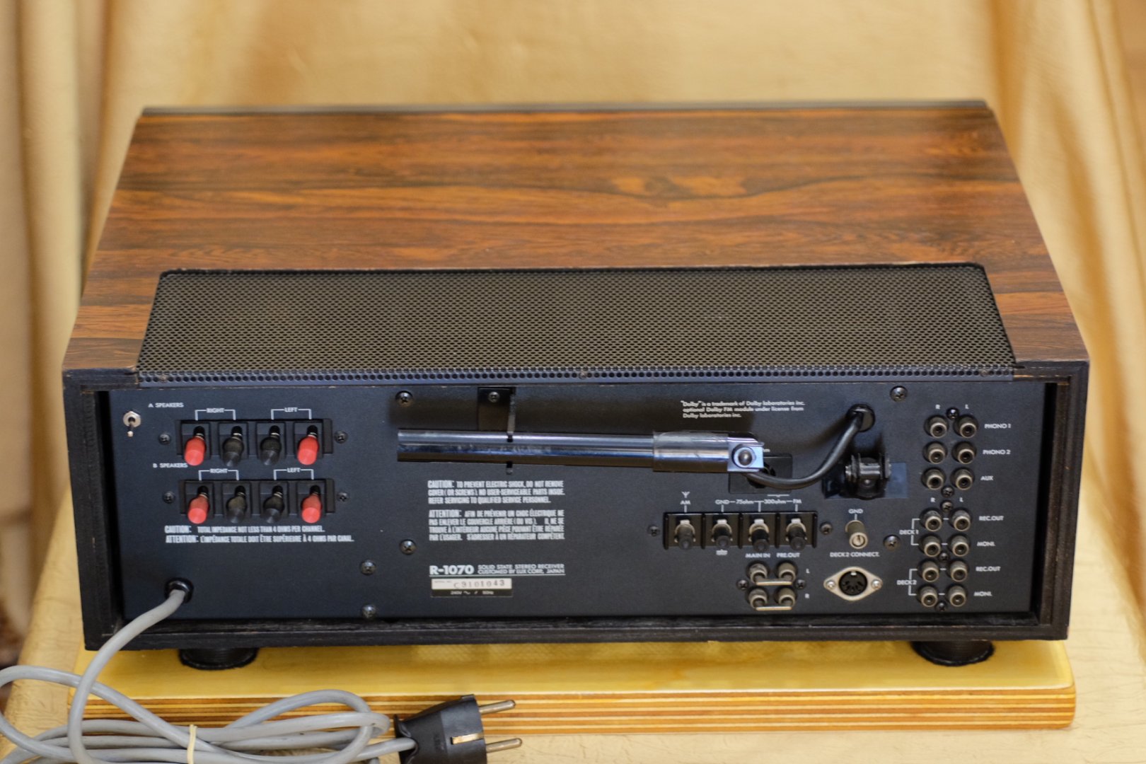 Luxman R1070 AVsite