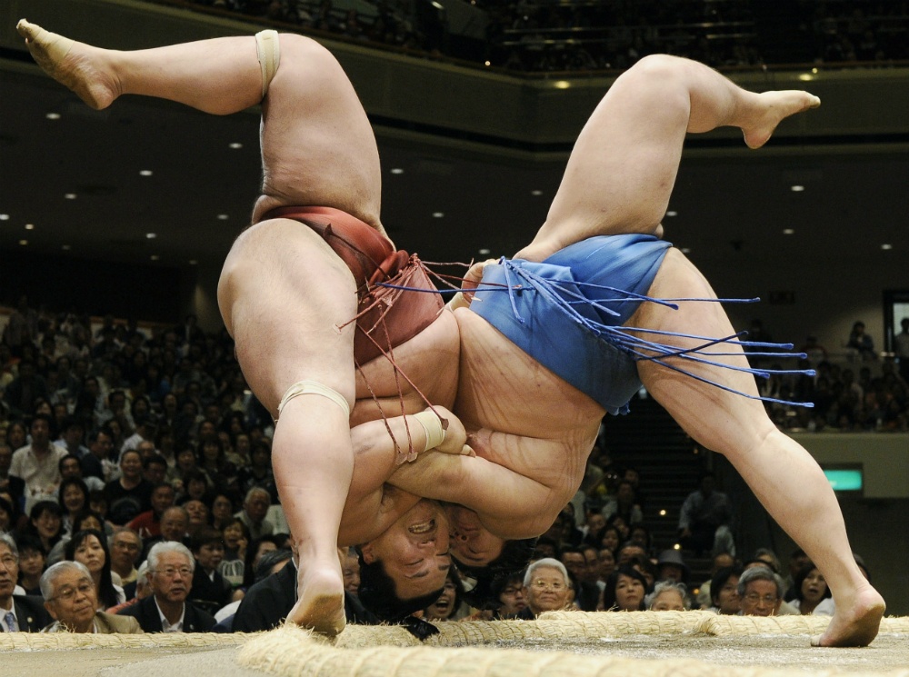 japonija-sumo-bolshaja-kartinka-835686_1xm1.jpg