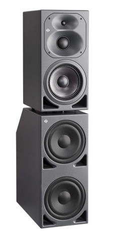 kh-420-on-a-kh-870-subwoofer-1_neumann_sr~2.jpg