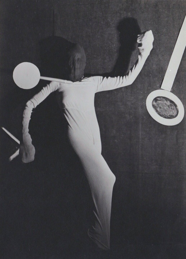 Avant-garde dancer Hélène Vanel, c. 1930.jpg