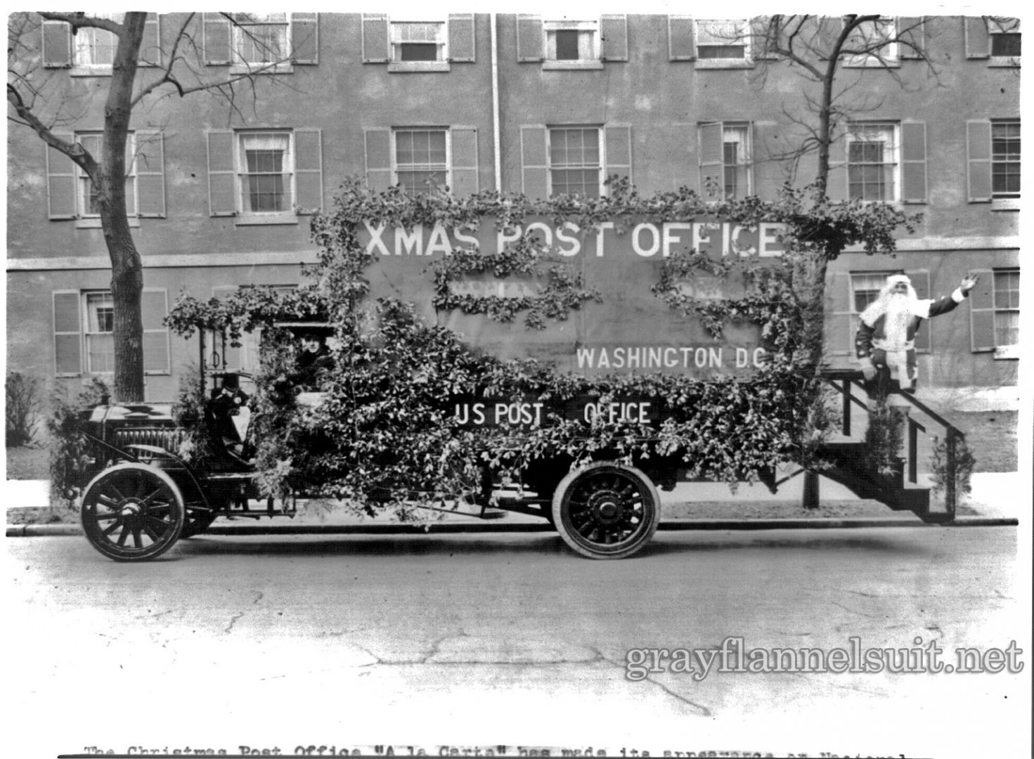 christmas-mobile-post-office-santa-vintage-photograph.jpg
