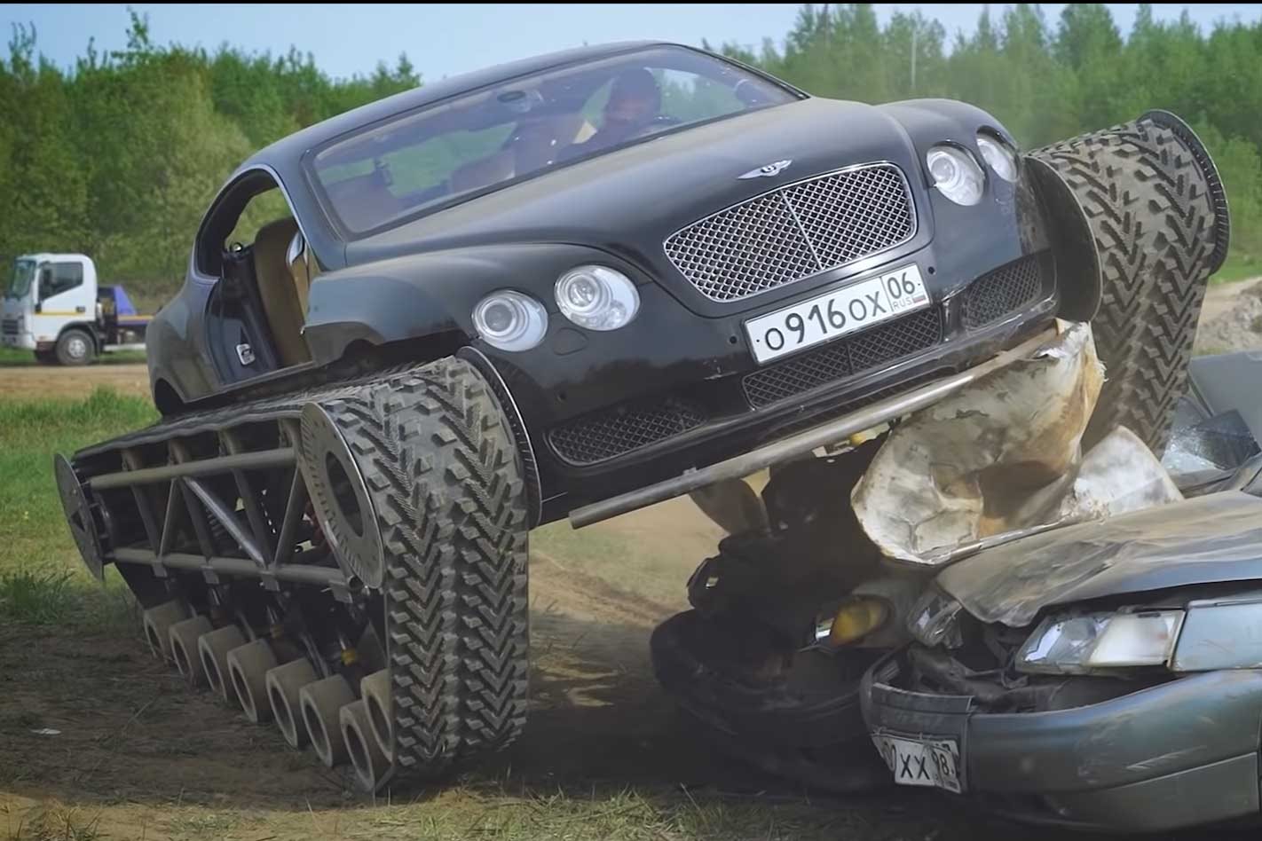 Russian-YouTuber-builds-a-Bentley-Ultratank.jpg