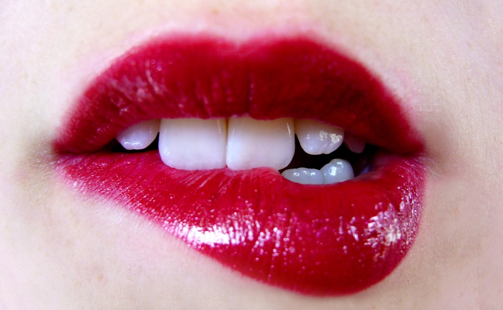 lips-lipstick_00 (1).jpg