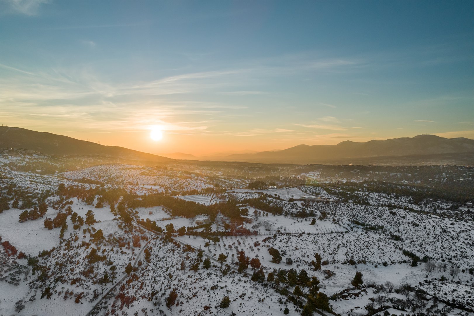 DJI_0074_Stamata_Snow_Sunstar.jpg