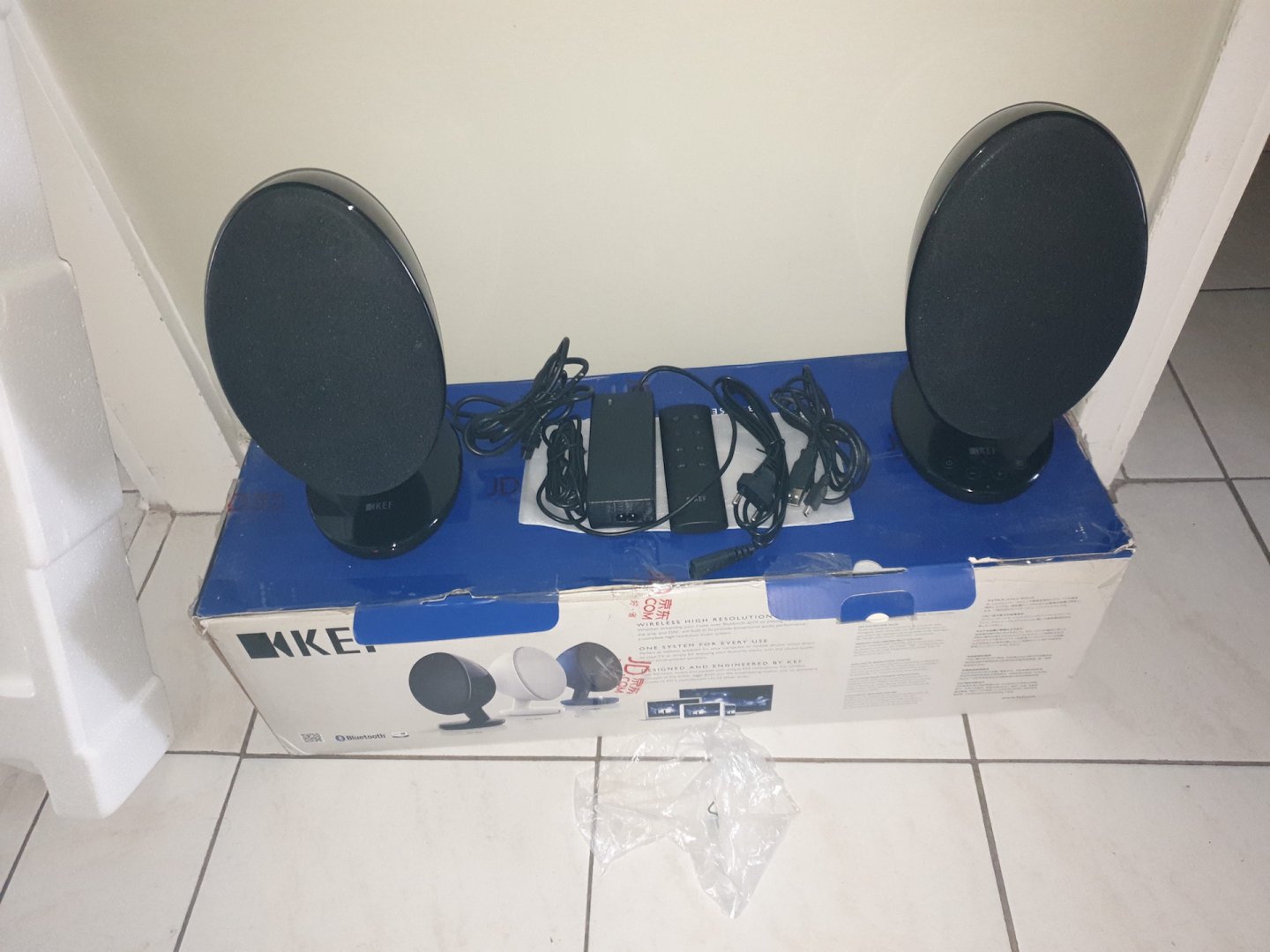 kef_egg_01.jpg