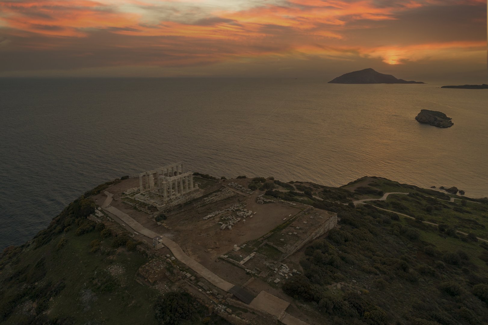 Poseidon's_Temple_Sunset_DJI_0141.jpg