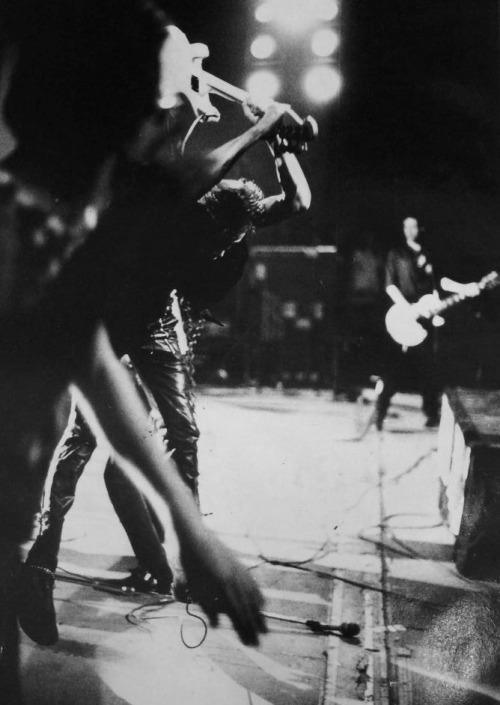 Paul Simonon (The Clash) One second before the iconic London Calling image New York 1979. Phot...jpg