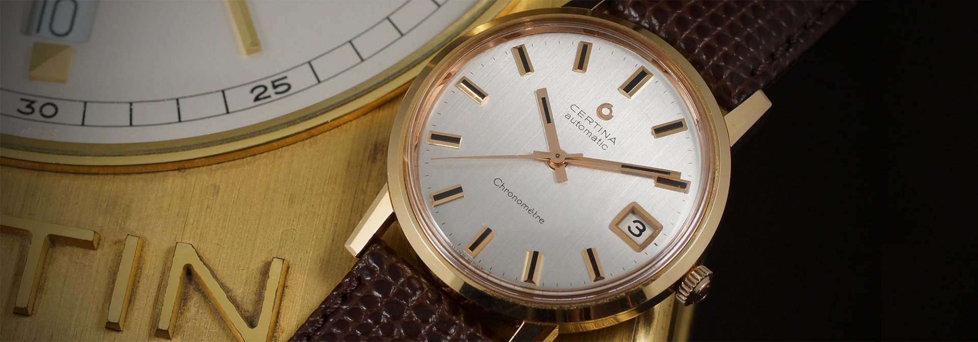 chronometerbrassgold02wide.jpg