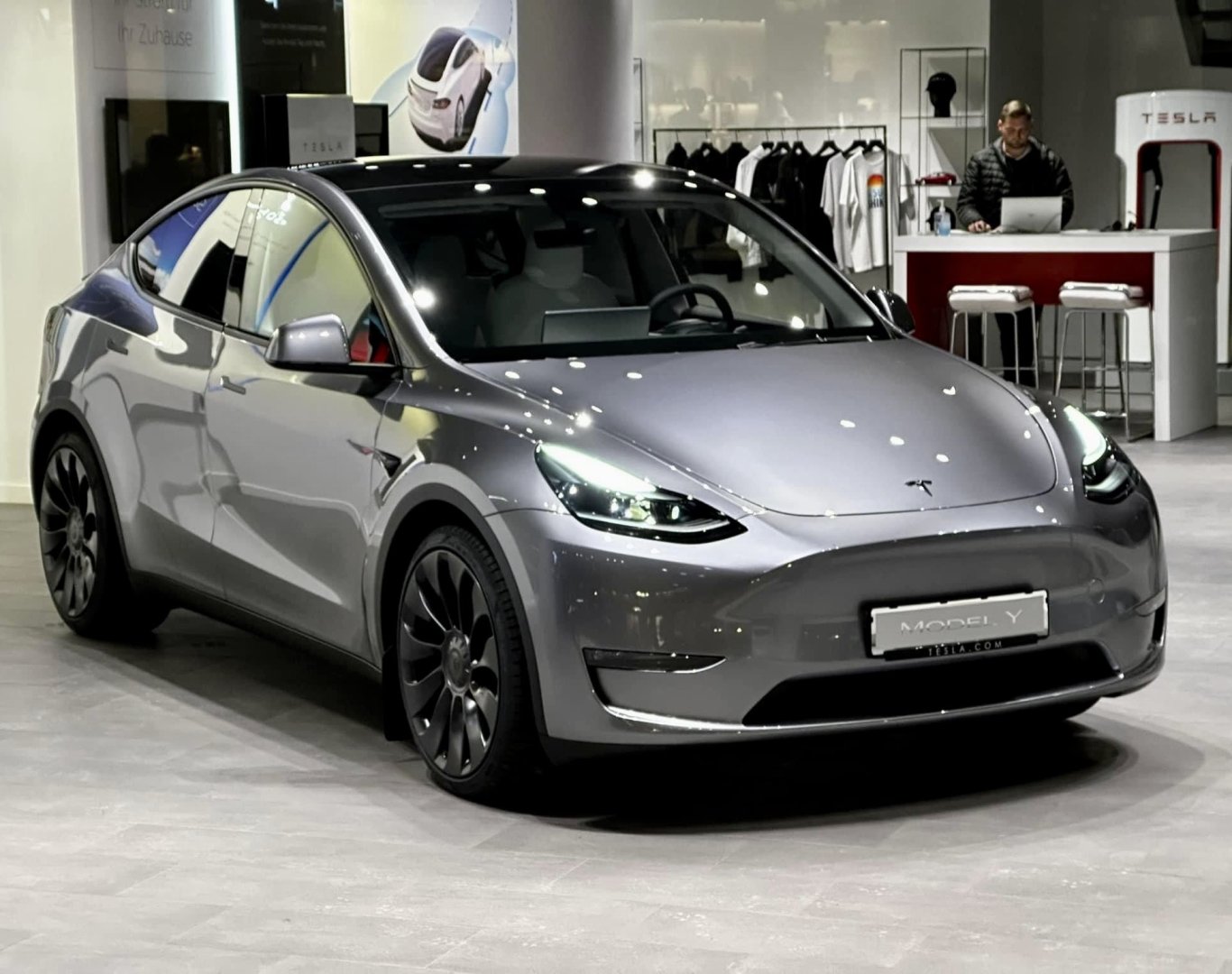 Teslas-evident-paint-shop-improvements-lie-within-Quicksilver-from-Giga-Berlin-2~2.jpg