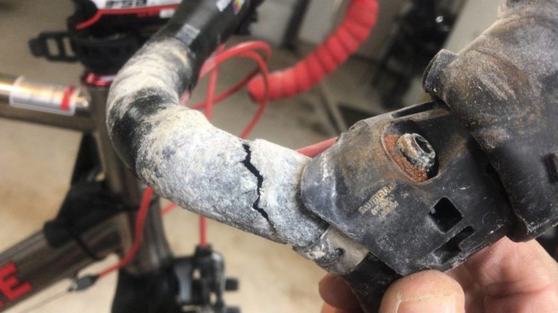corroded-bicycle-handlebar-800x450-1666035519712_1000x.jpg