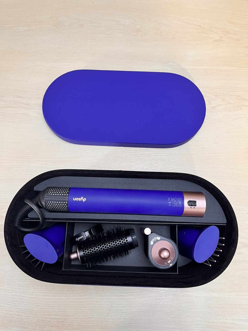 dyson2.jpg