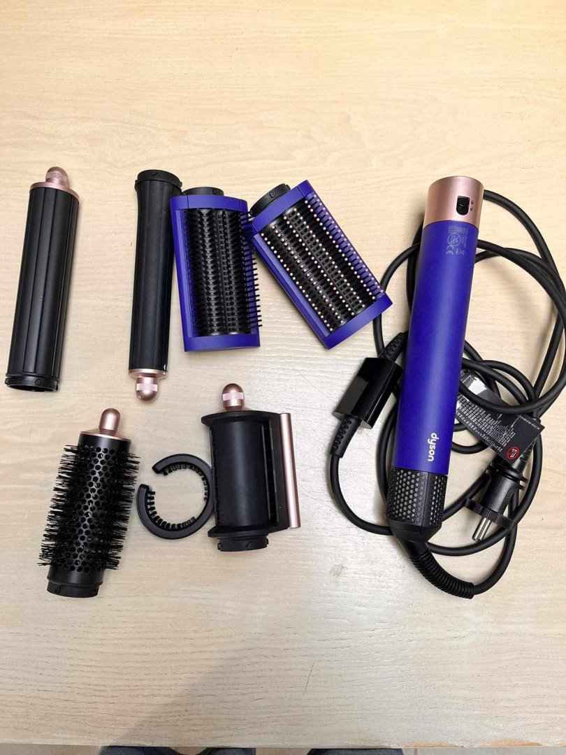 dyson4.jpg