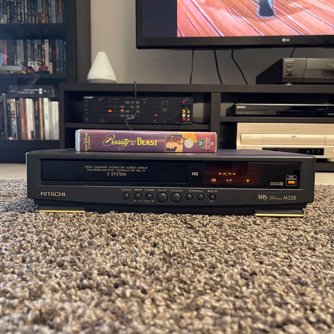hitachi_m328_vcr__video_casset_1628074456_a13b4cd8_progressive.jpg