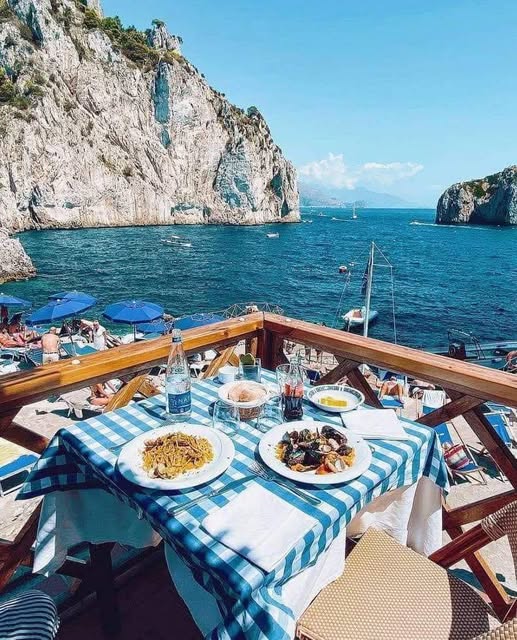 Capri, Italy.jpg