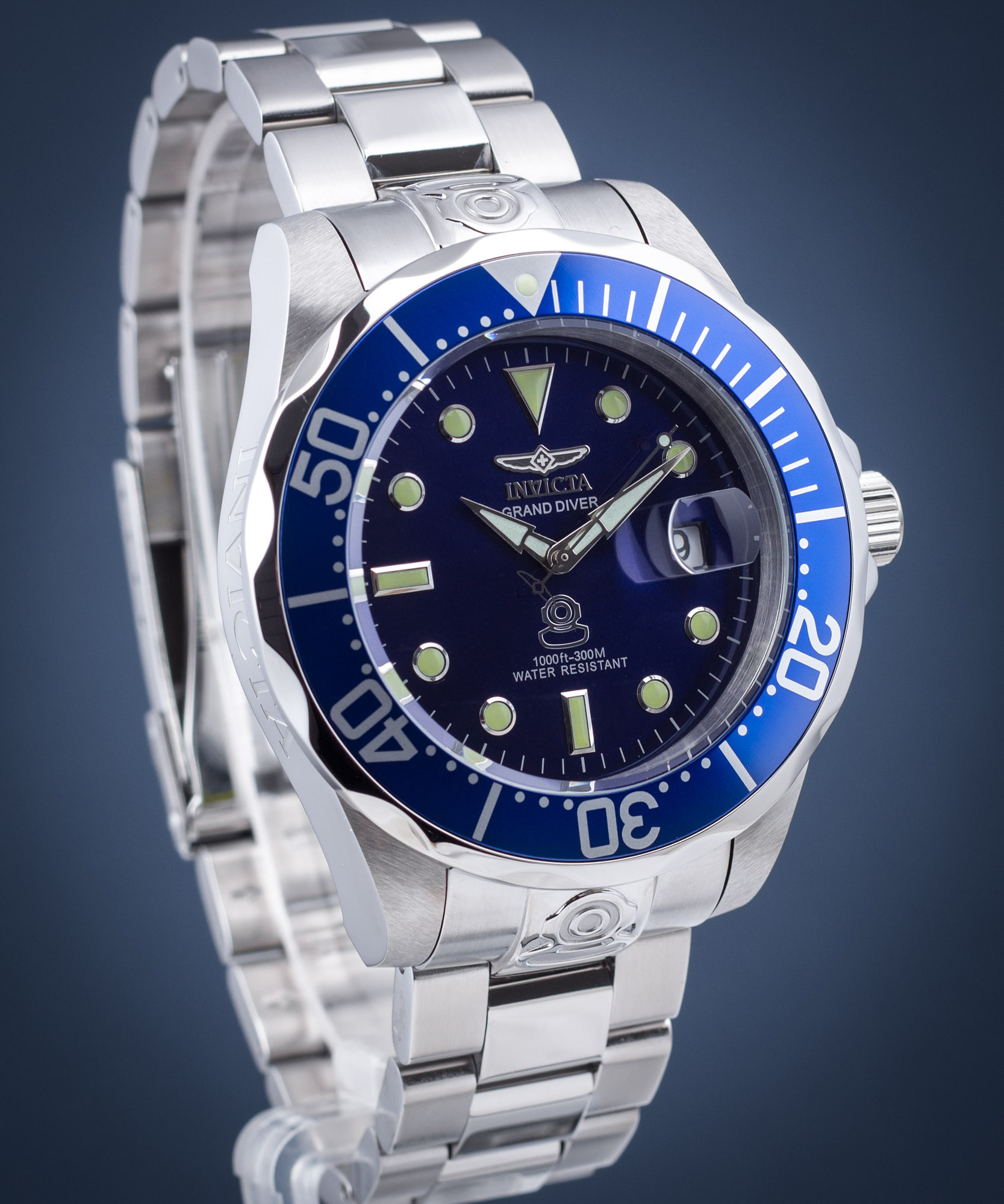 invicta grand diver model 3045.jpg