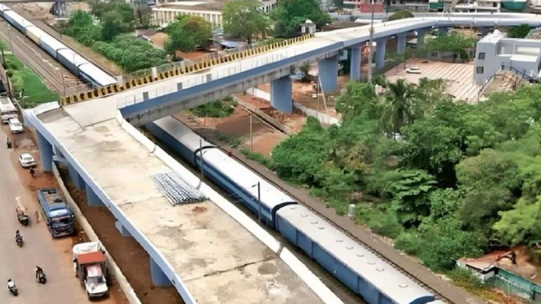 8ou9bus8_bhopal-aishbagh-bridge_625x300_13_June_25.jpg