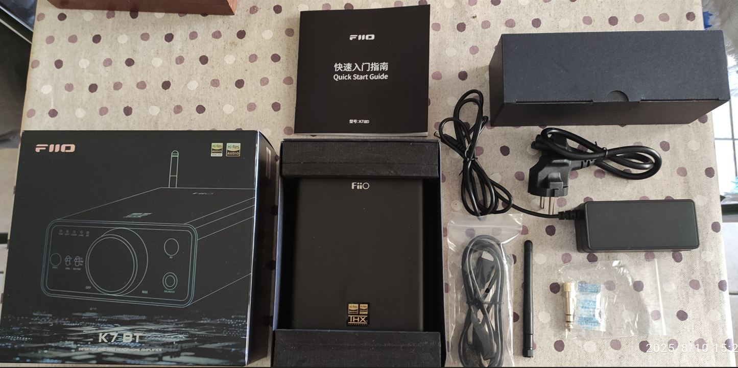 Fiio K7 BT Package (small).jpg