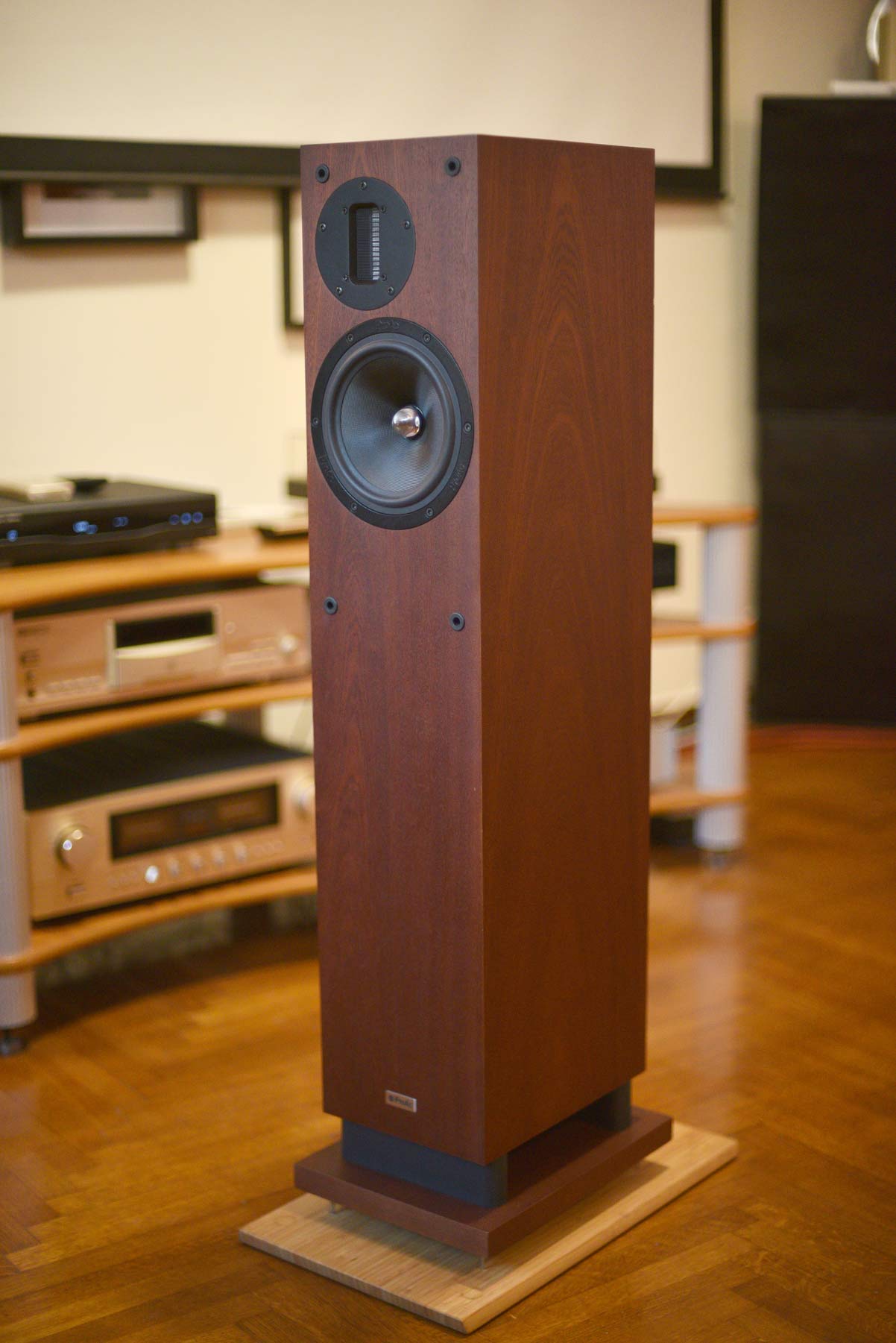 speaker-2-DSC_2985.jpg