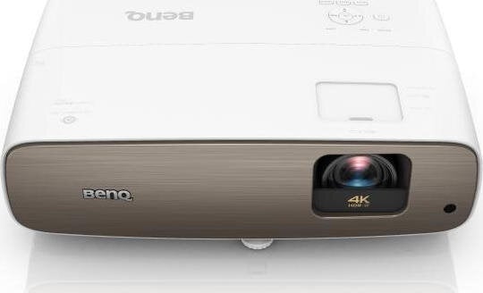 20190306135845_benq_w2700.jpeg.48010eb16fd350cf4ce90b4be9d7eb07.jpeg