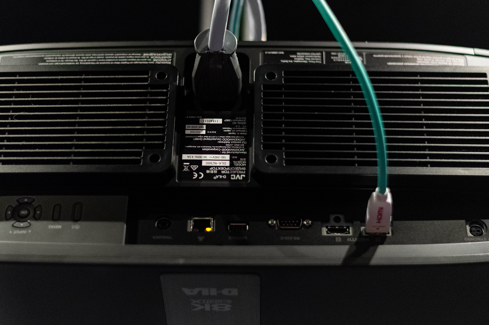JVC_DLA-NZ8BE_DSC4774.jpg