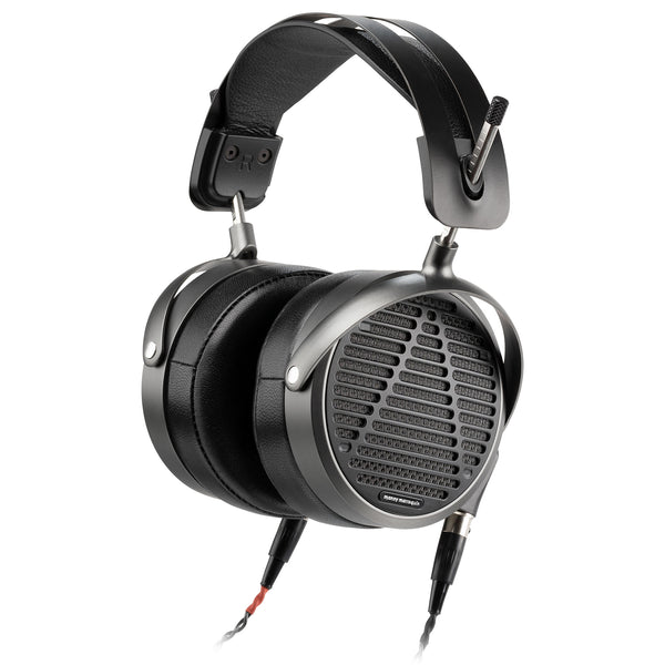 www.audeze.com